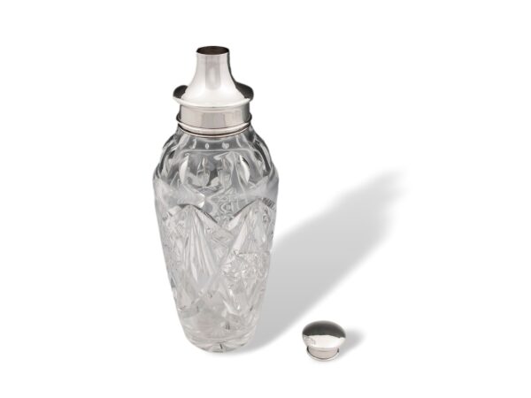Overview of the Art Deco Cocktail Shaker with the lid removed