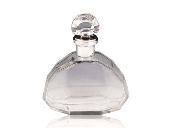 Front profile of the Art Deco Decanter