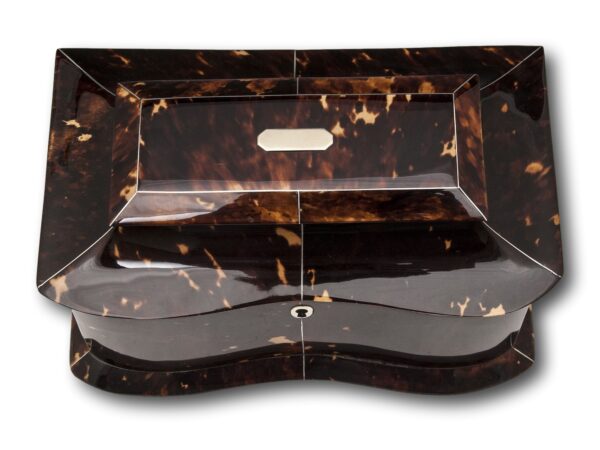 Top of the Georgian Serpentine Tortoiseshell Tea Caddy