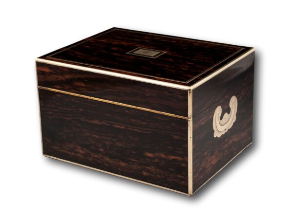 Overview of the Coromandel Vanity Box