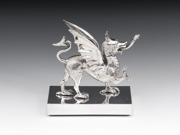 Antique Dragon table lighter