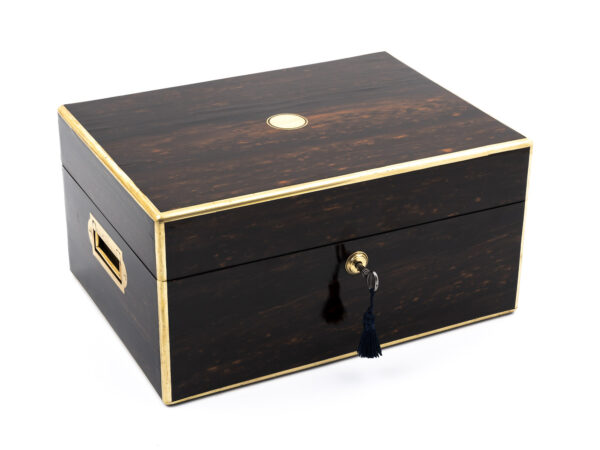 Coromandel Jewellery Box with key