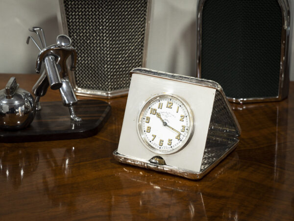 Silver Travel Clock display image