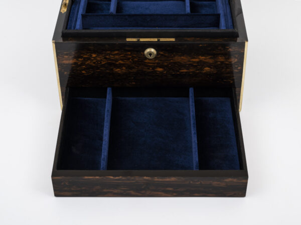 Coromandel Jewellery Box open close up with drawer open close up