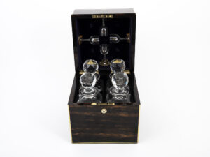 coromandel decanter box