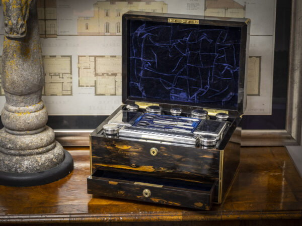 coromandel vanity box on display
