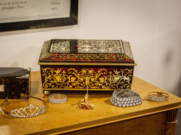 View of the French boulle jewellery box in a decorative collectors setting