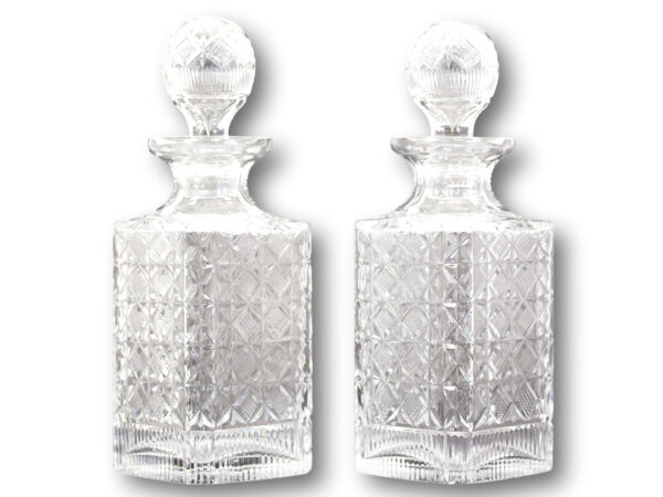 Overview of the two decanters