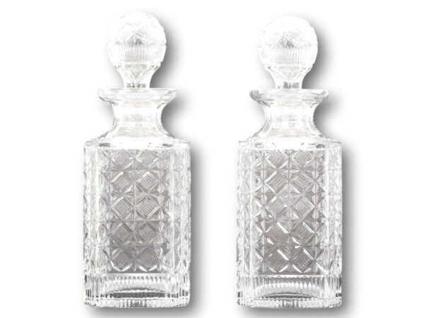 Overview of the two decanters