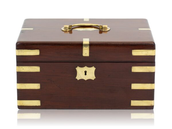 Overview of the Mahogany Jewellery Box