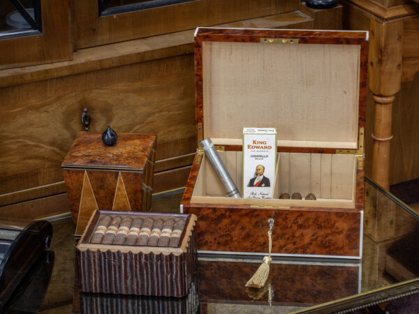 Art Deco Thuya Humidor in a decorative collectors setting