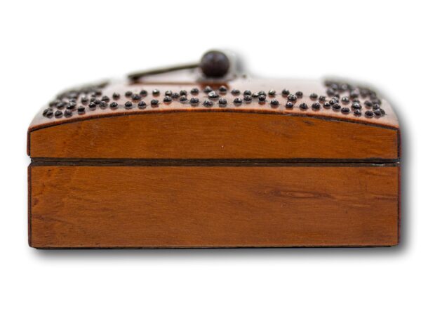 Side of the Palais Royal sewing box etui