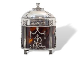 Side of the Edwardian silver & tortoiseshell tea caddy