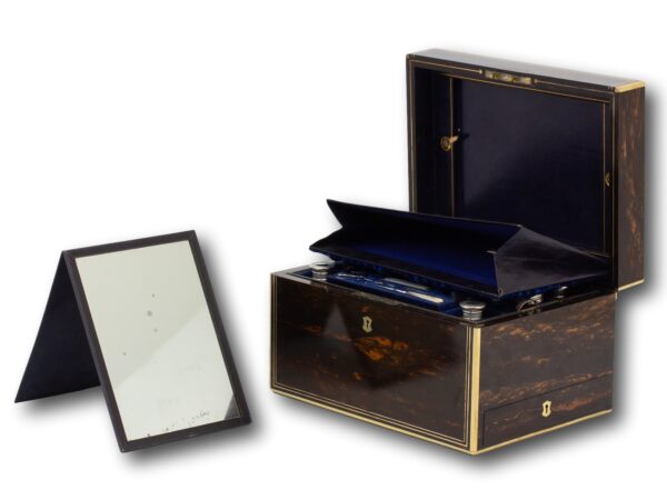 Overview of the vanity box with the letter storage dropped down and free standing mirror