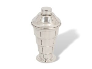 Overview of the stepped art deco cocktail shaker