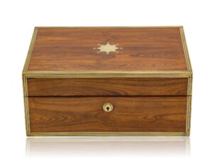 Front overview of the Antique Kingwood Jewellery Box by Lund