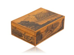Front overview of the Spa Sewing Box