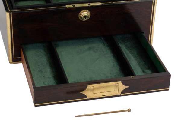 Close up of the pull out drawer