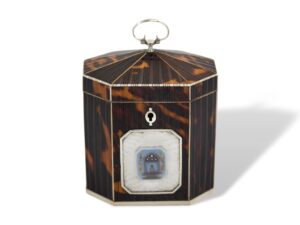 Front overview of the Pressed Tortoiseshell Tent Top Tea Caddy
