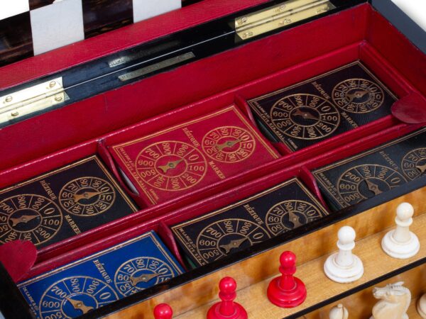 View of the second tray in the Coromandel Games Box Compendium Betjemann Rodrigues
