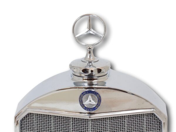 Close up of the Mercedes badge on the Mercedes Radiator Decanter Classic Stable