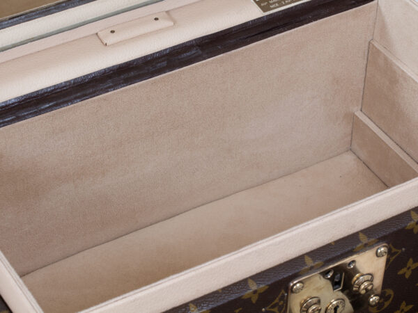 Base of the Vintage Louis Vuitton Jewellery Case