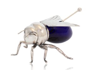 Overview of the Art Deco Honey Bee Mappin & Webb