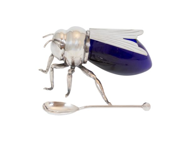 Overview of the Art Deco Honey Bee Mappin & Webb with the spoon removed