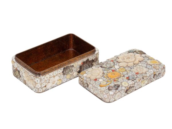 Front of the Japanese Shibayama Millefiori Box Masamitsu with the lid off