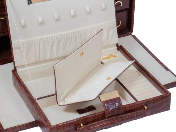 Close up of the pull out case from the Leather Jewellery Vanity Travel Case