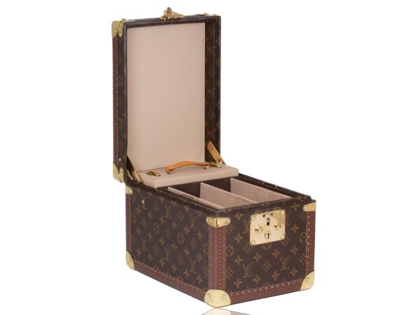 Front overview of the Vintage Louis Vuitton LV Jewellery Case with the lid up